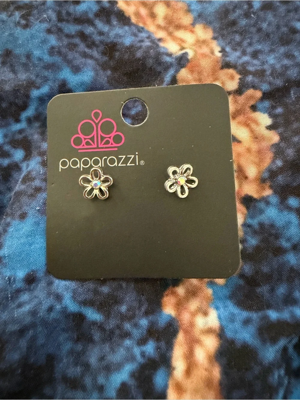 paparazzi Silver Floral Stud Earrings with Iridescent Center
